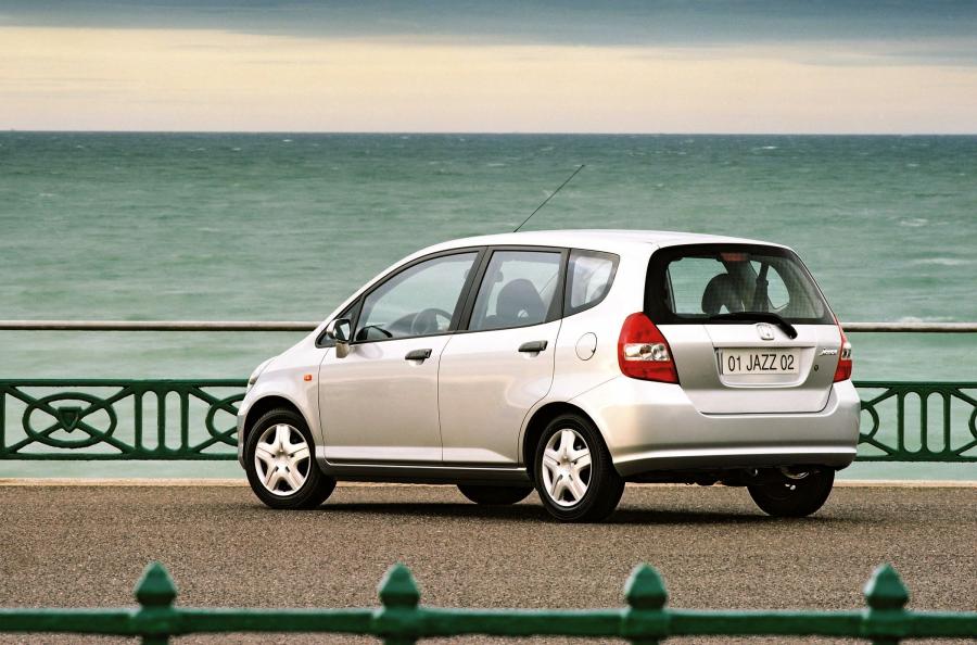  Honda Jazz 2001 года  (фото 15 из 28)